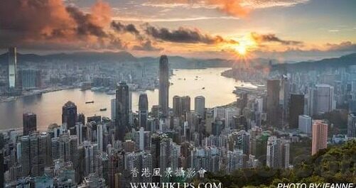 91麻豆传媒视频-当社会裸奔的欲望邂逅技术快车
